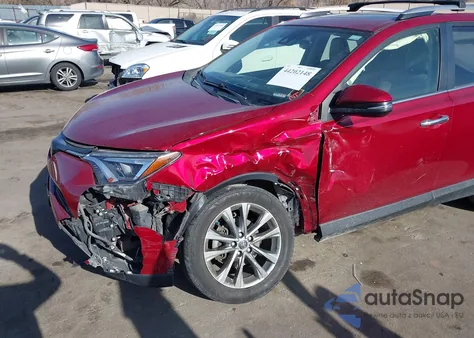 2018 Toyota Rav4 Limited z USA, uszkodzony, nr VIN JTMDFREV8JD222143